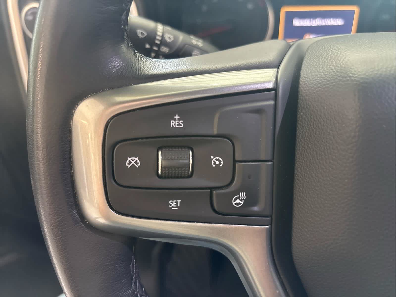 Used 2022 Chevrolet Silverado 1500 LTZ AWD/4WD image 15