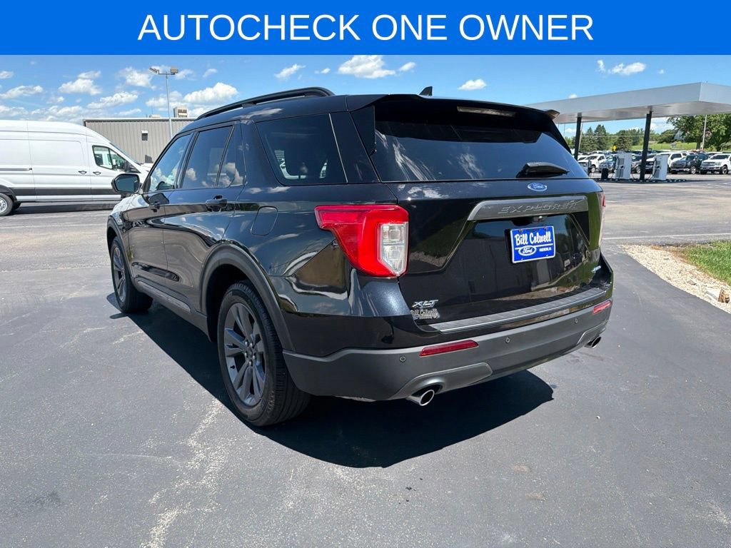 Certified 2023 Ford Explorer XLT w/ Equipment Group 202A AWD/4WD image 6