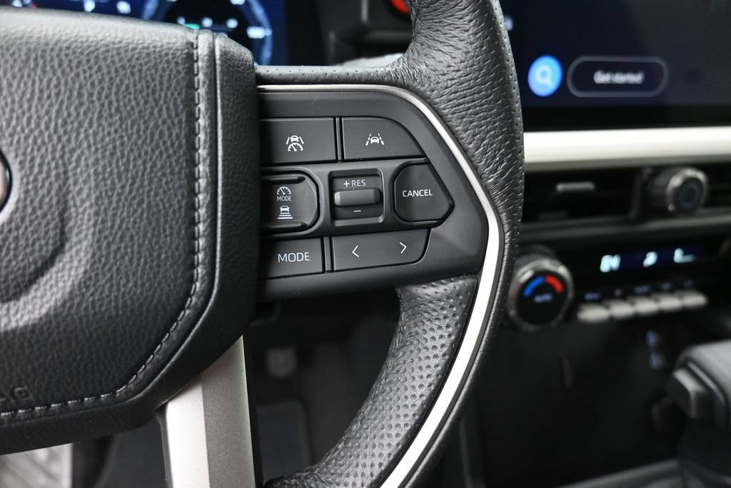 Used 2024 Toyota Tacoma TRD Off-Road AWD/4WD image 6