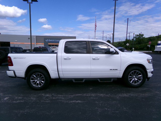 Used 2022 RAM 1500 Laramie w/ Sport Appearance Package AWD/4WD image 10