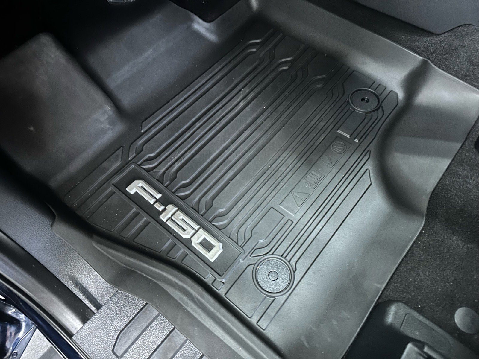 Certified 2025 Ford F150 XLT w/ Equipment Group 302A MID image 31