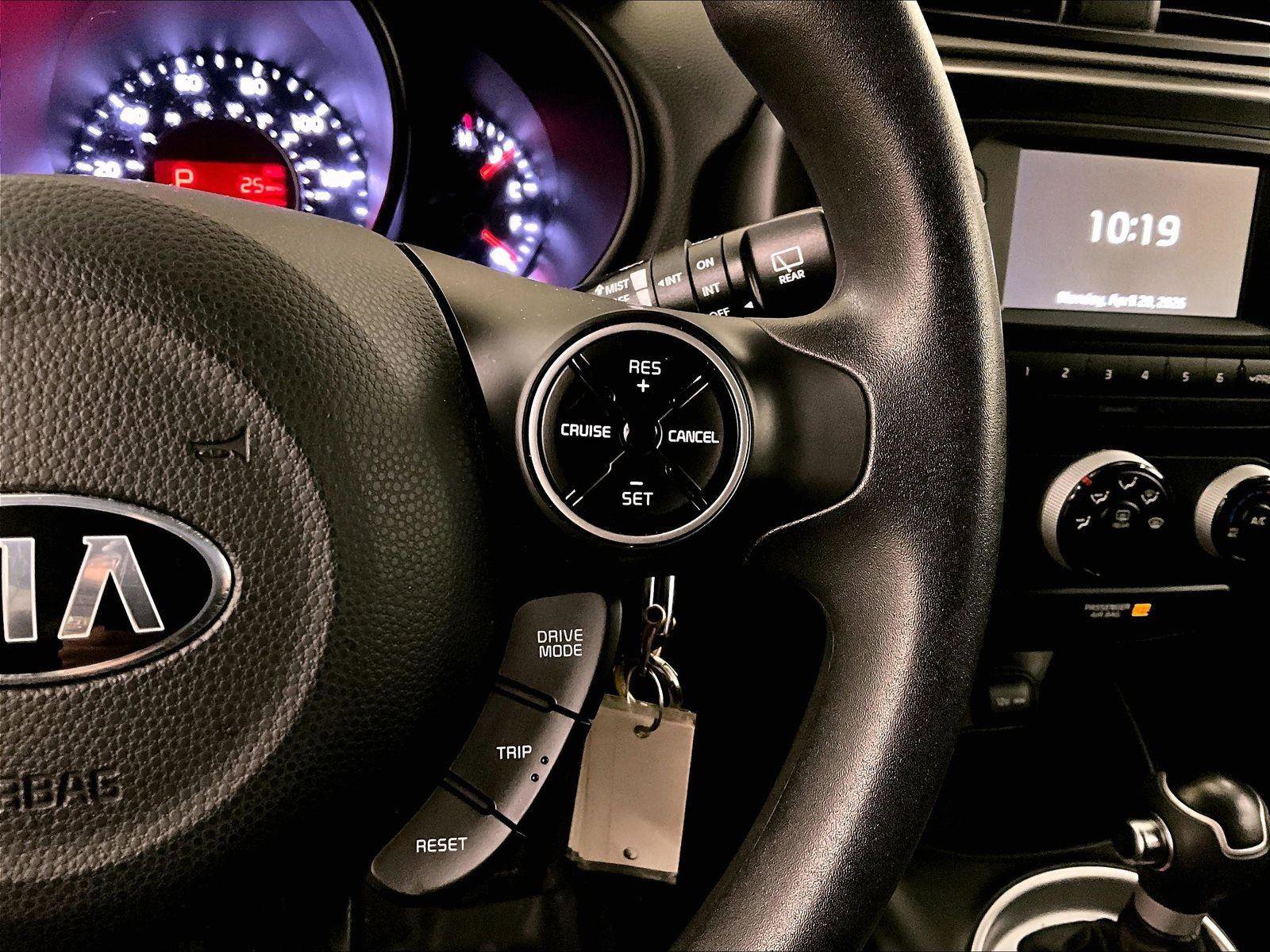 Used 2018 Kia Soul FWD image 17