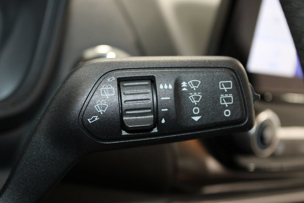 Certified 2021 Ford EcoSport SE FWD image 33
