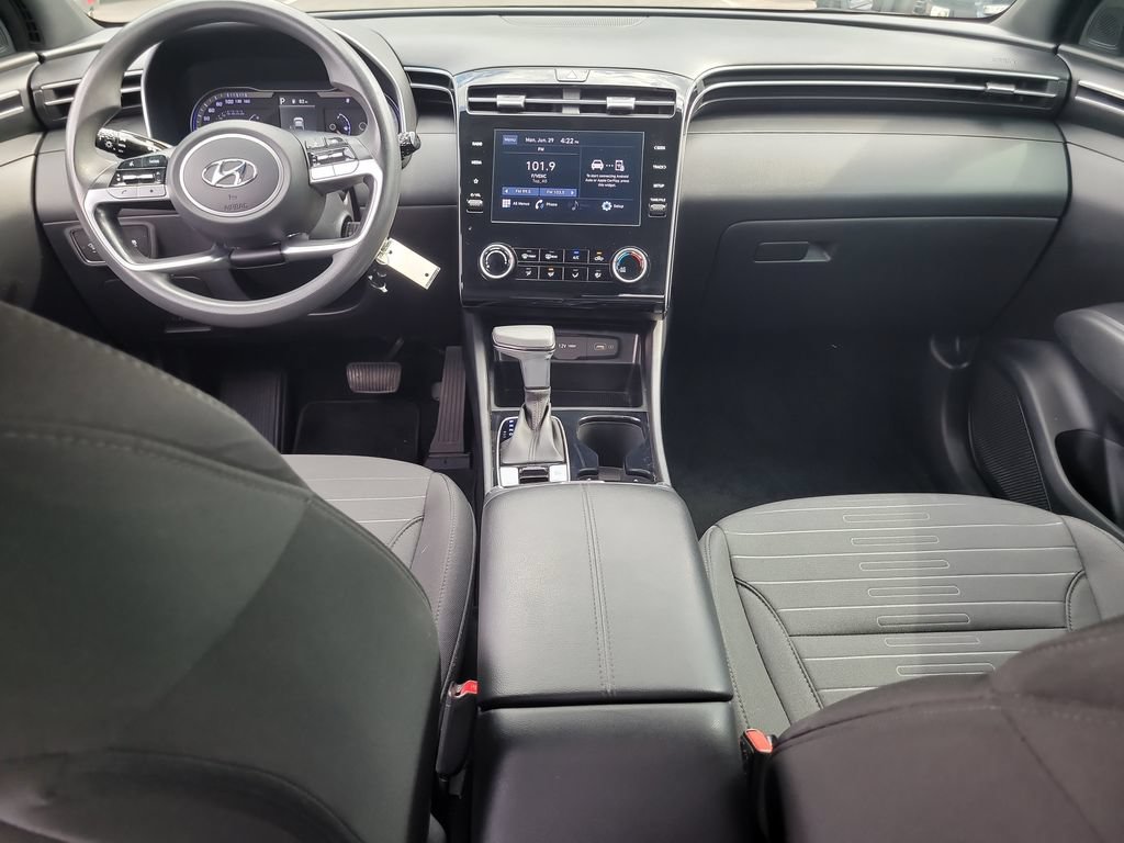 Used 2024 Hyundai Santa Cruz SE FWD image 11