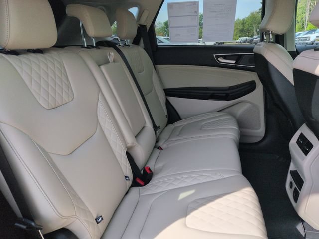 Certified 2023 Ford Edge Titanium AWD/4WD image 18