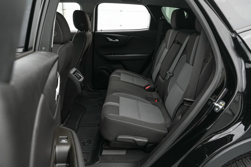Used 2023 Chevrolet Blazer LT w/ Convenience Package FWD image 18