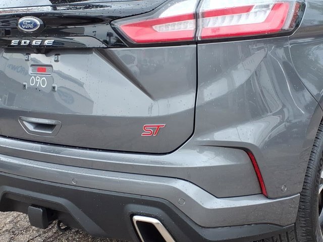Certified 2024 Ford Edge ST w/ Equipment Group 401A AWD/4WD image 19