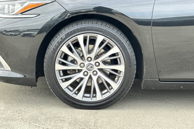 Used 2019 Lexus ES 350 image 34