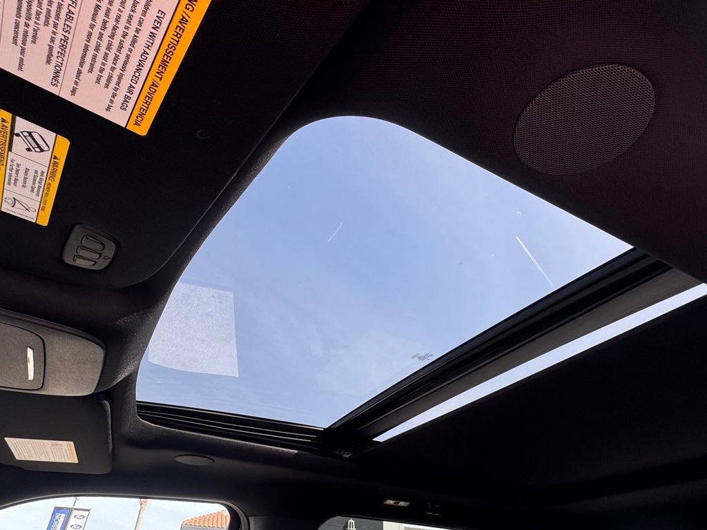 Certified 2025 Ford F150 Platinum w/ Equipment Group 702A High AWD/4WD image 20