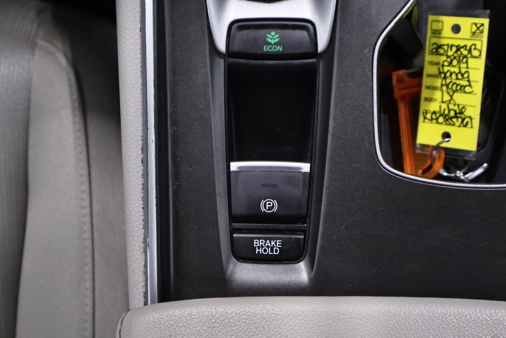 Used 2019 Honda Accord LX image 34