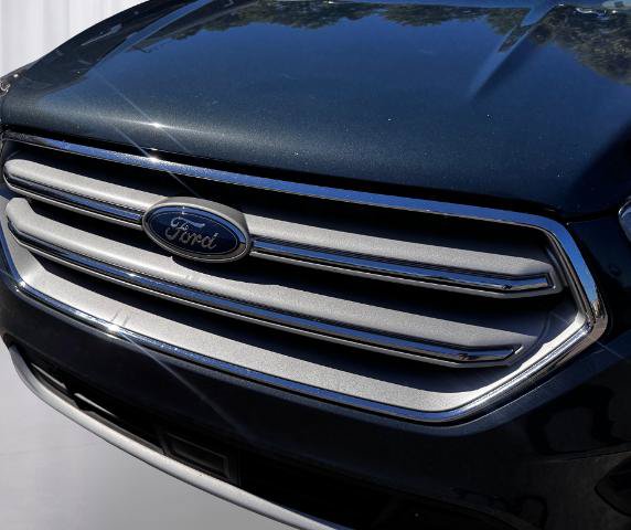 Certified 2019 Ford Escape Titanium AWD/4WD image 34