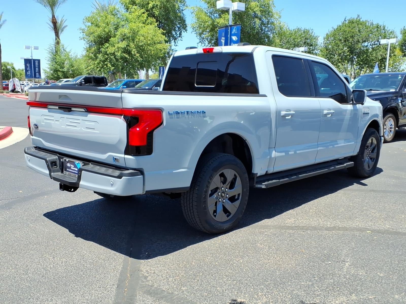 Certified 2023 Ford F150 Lightning Lariat w/ Tow Technology Package AWD/4WD image 4