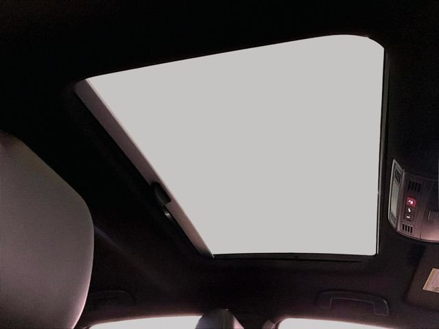 Used 2025 Volkswagen Jetta GLI Autobahn FWD image 21