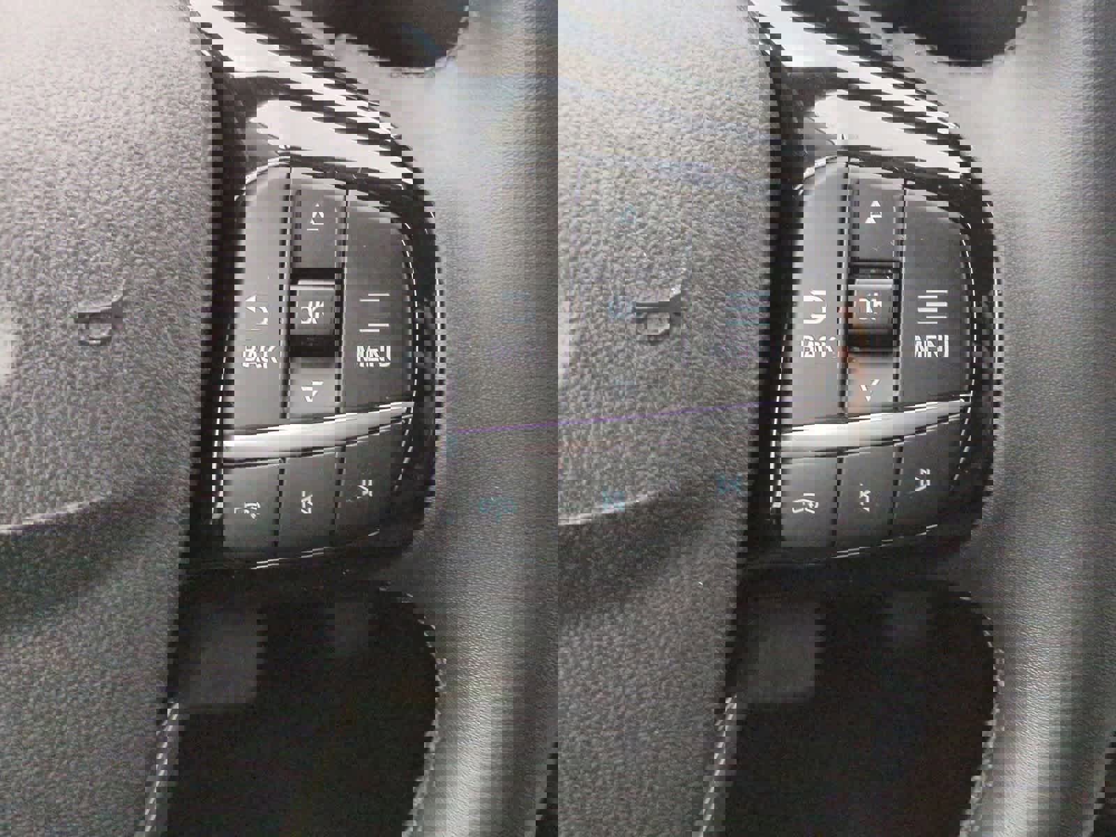 Certified 2023 Ford Escape Platinum w/ Premium Technology Package image 24