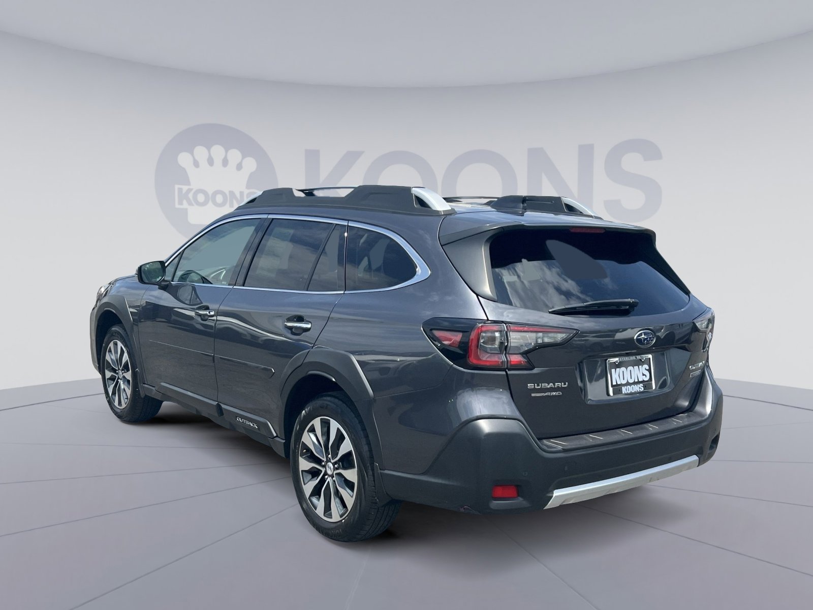 Used 2023 Subaru Outback Touring AWD/4WD image 14