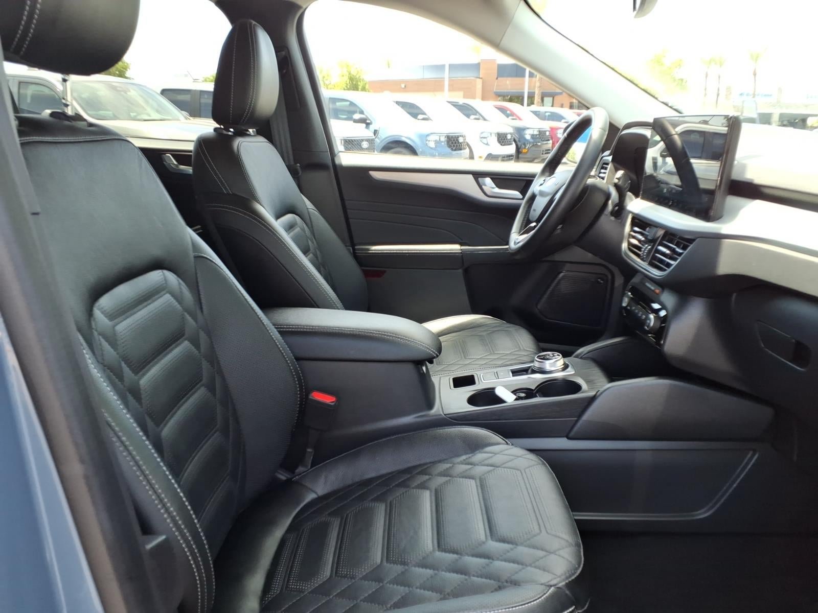 Certified 2024 Ford Escape SE w/ PHEV Premium Package FWD image 11