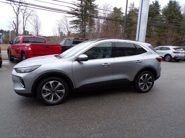 Certified 2023 Ford Escape Platinum w/ Premium Technology Package image 2