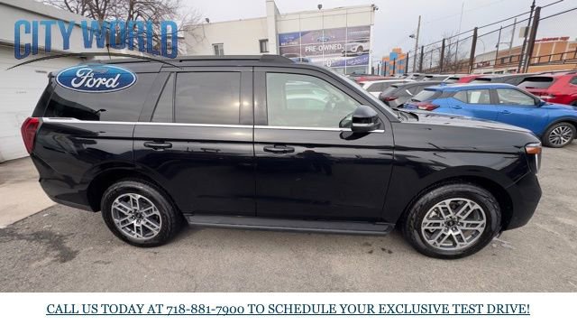 Certified 2025 Ford Expedition Active image 4