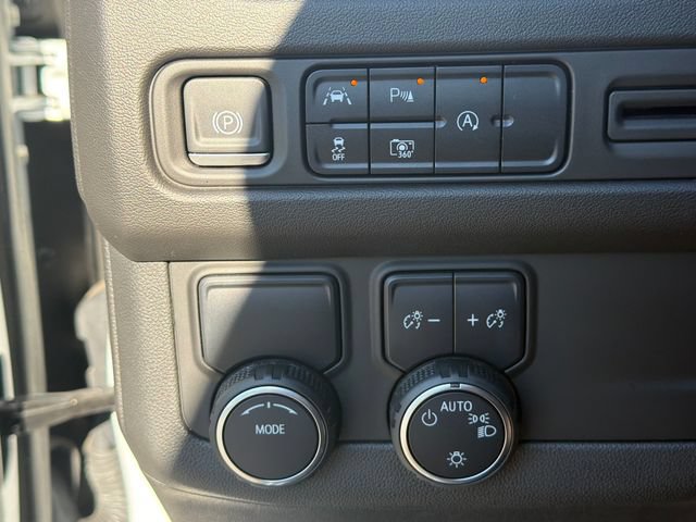Used 2023 Chevrolet Tahoe RST w/ Luxury Package RWD image 35