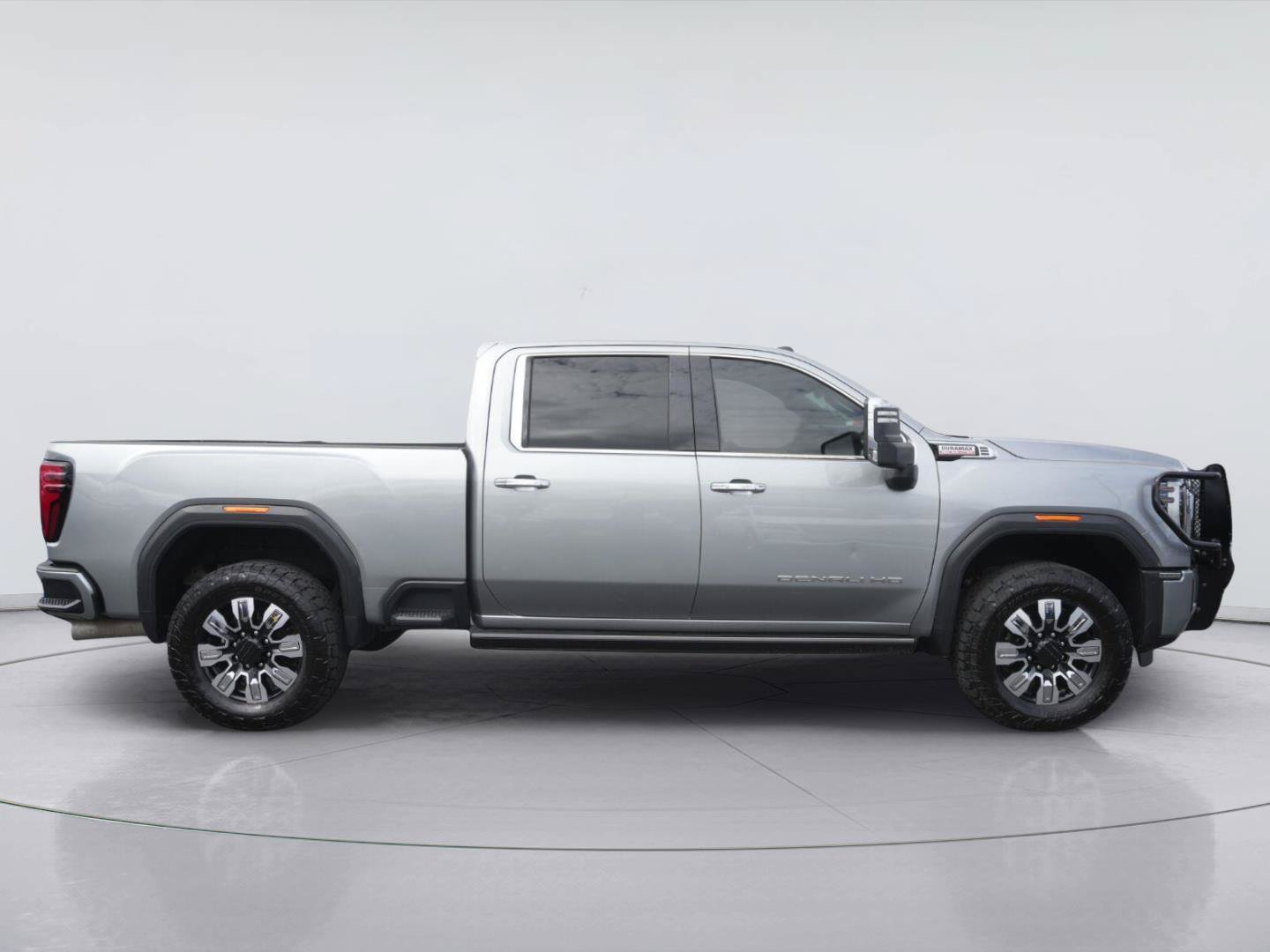 Used 2024 GMC Sierra 2500 Denali w/ Denali Reserve Package AWD/4WD image 5