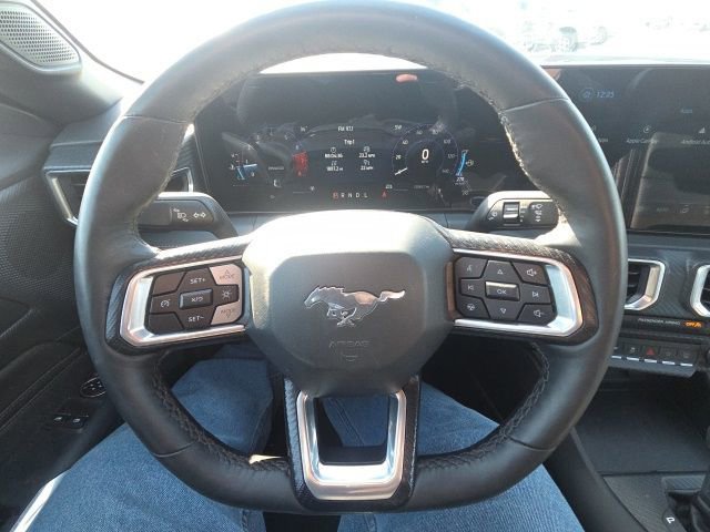Certified 2025 Ford Mustang Premium image 31