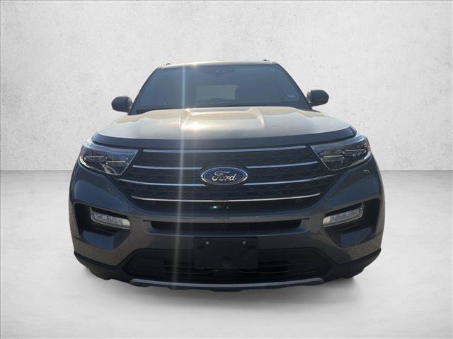 Certified 2024 Ford Explorer XLT w/ Equipment Group 202A RWD image 8