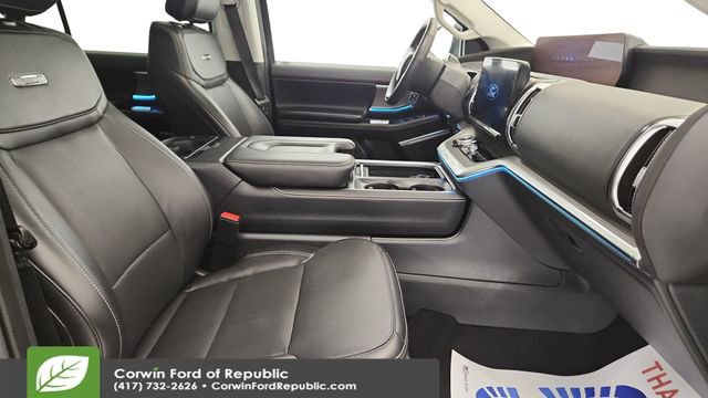 Certified 2025 Ford Expedition Platinum image 26