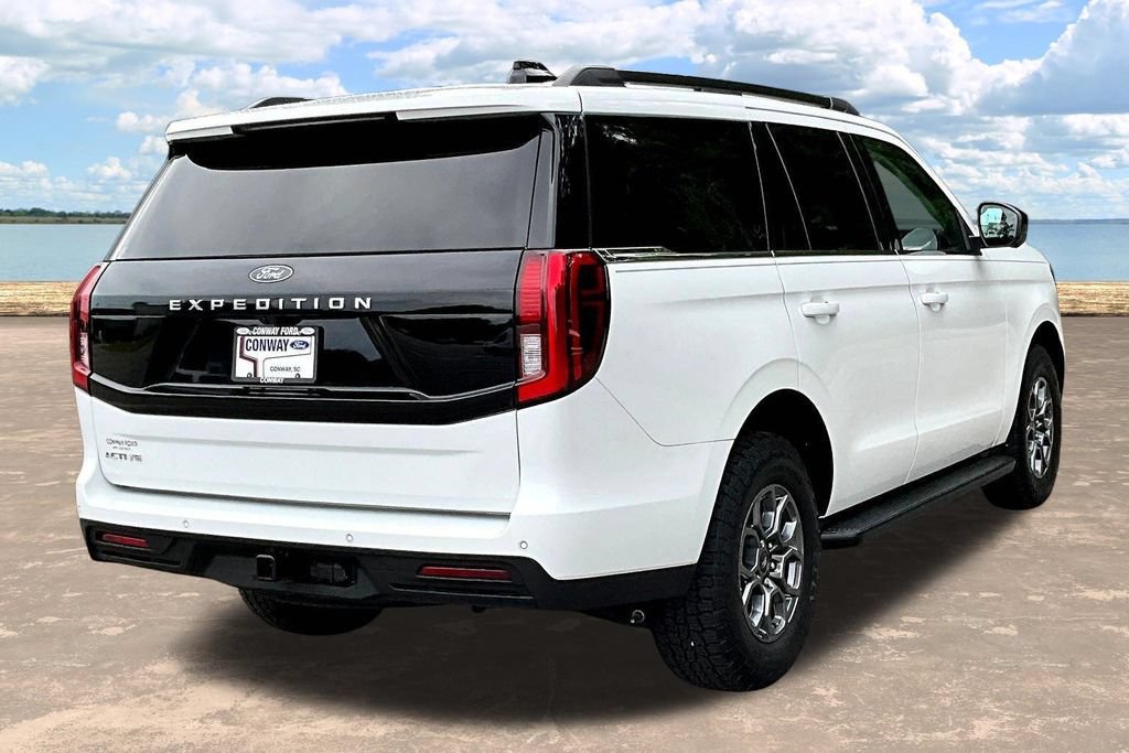 Certified 2025 Ford Expedition Active RWD image 8