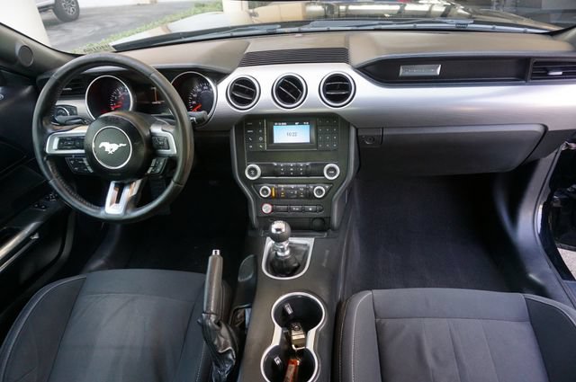 Certified 2019 Ford Mustang GT RWD image 4