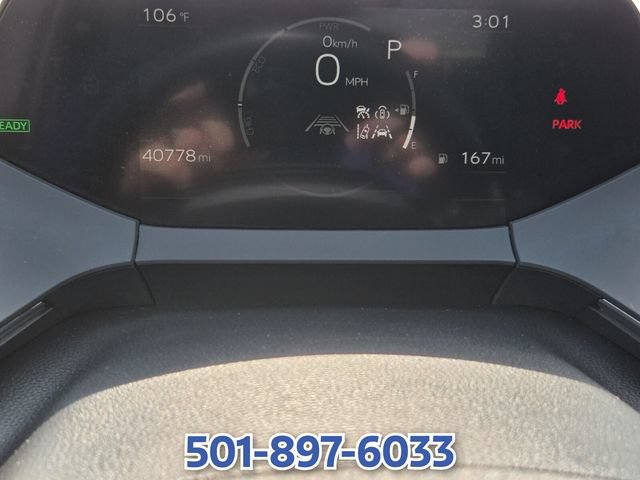 Used 2025 Toyota Prius XLE FWD image 22