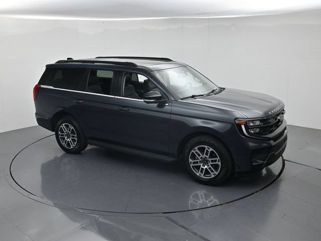 Certified 2025 Ford Expedition Active AWD/4WD image 46
