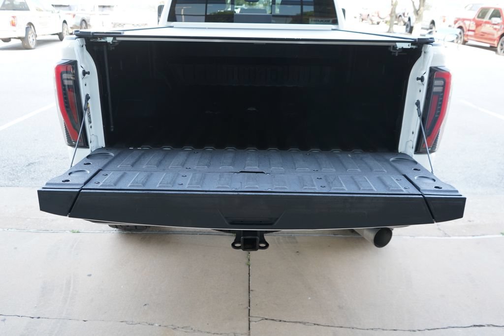 Used 2024 GMC Sierra 2500 AT4X AWD/4WD image 18
