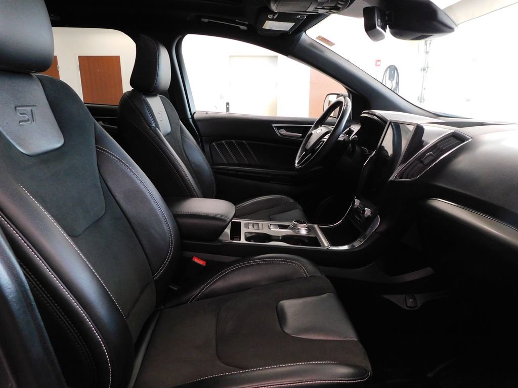 Certified 2022 Ford Edge ST w/ Equipment Group 401A AWD/4WD image 65