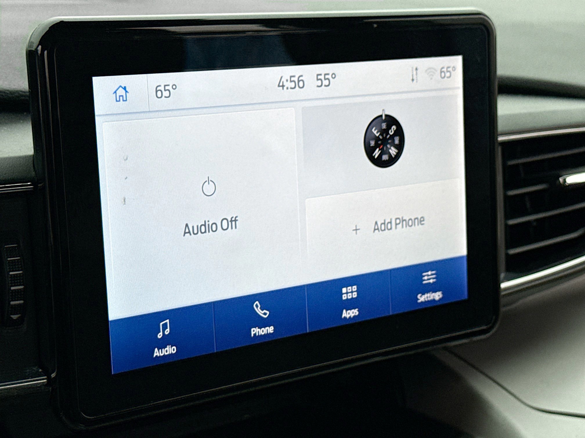 Certified 2023 Ford Explorer XLT w/ Equipment Group 202A image 13