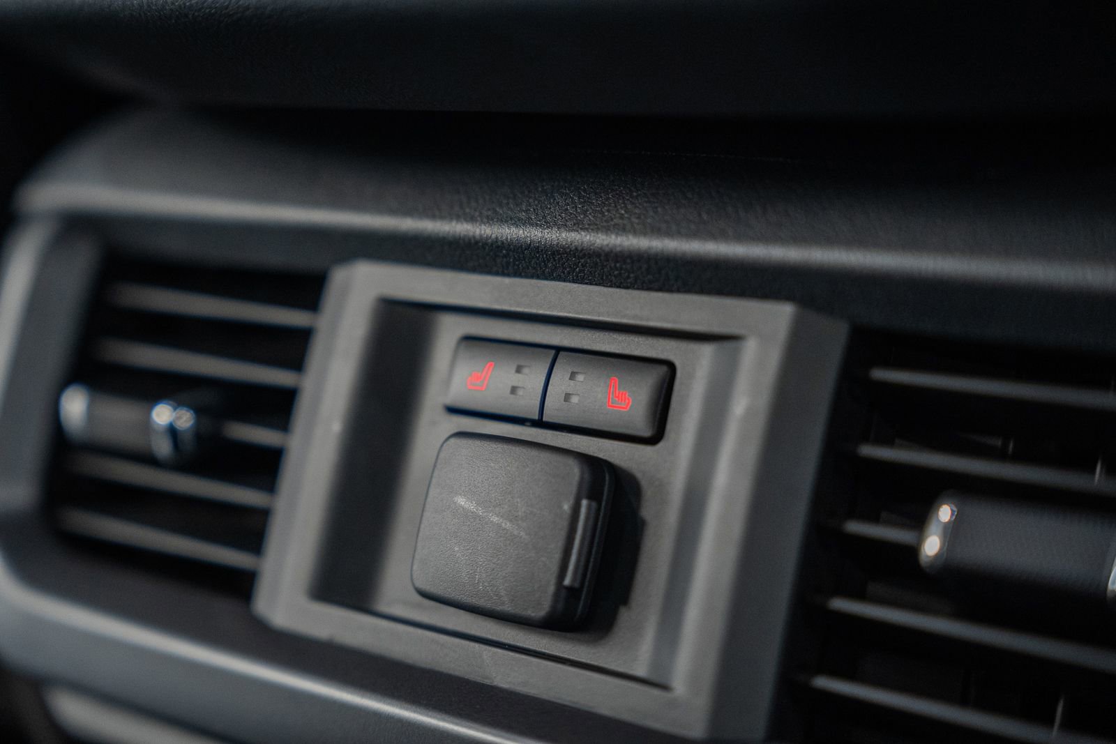 Certified 2024 Ford F150 Lariat w/ Equipment Group 502A High image 39