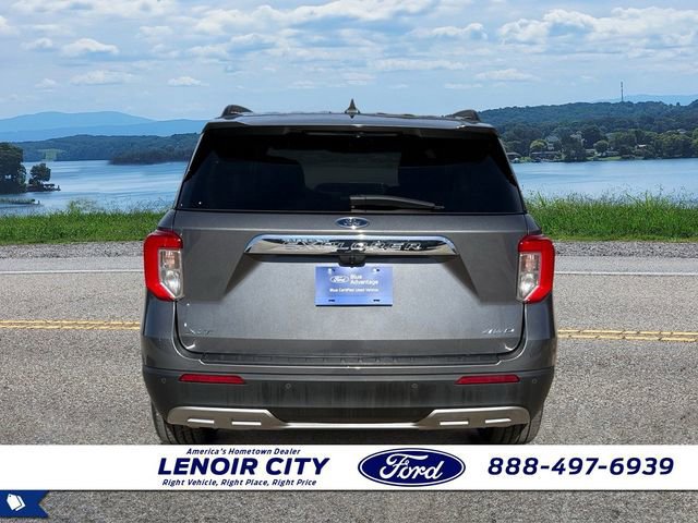 Certified 2022 Ford Explorer XLT w/ Equipment Group 202A image 4