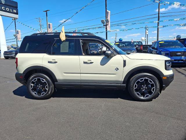 Certified 2025 Ford Bronco Sport Outer Banks w/ Outer Banks Tech Package+ AWD/4WD image 4