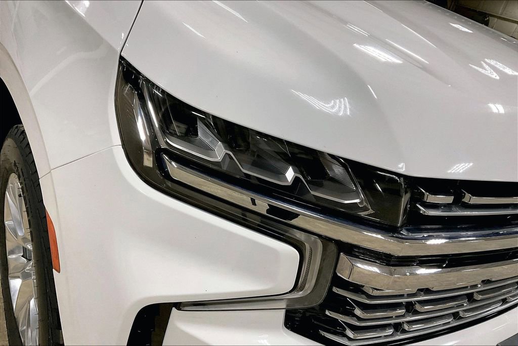 Used 2023 Chevrolet Suburban Premier image 27