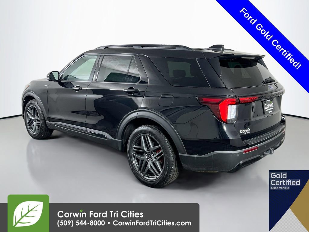 Certified 2025 Ford Explorer ST-Line w/ ST-Line Street Pack image 3