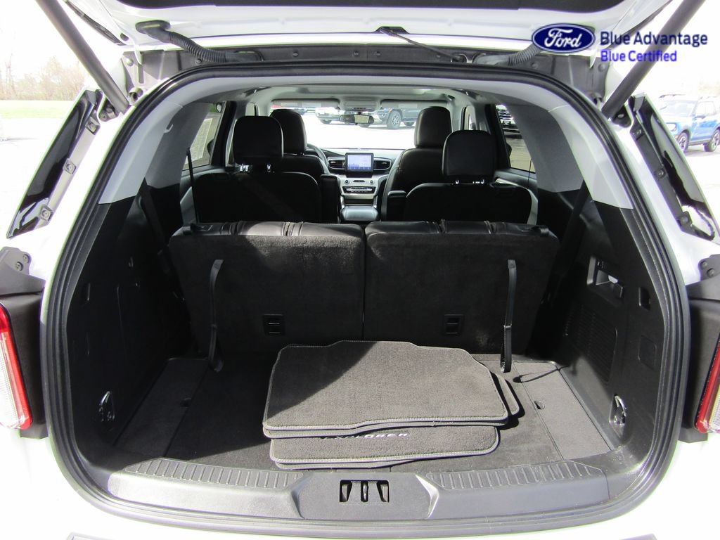 Certified 2023 Ford Explorer XLT w/ Equipment Group 202A AWD/4WD image 27