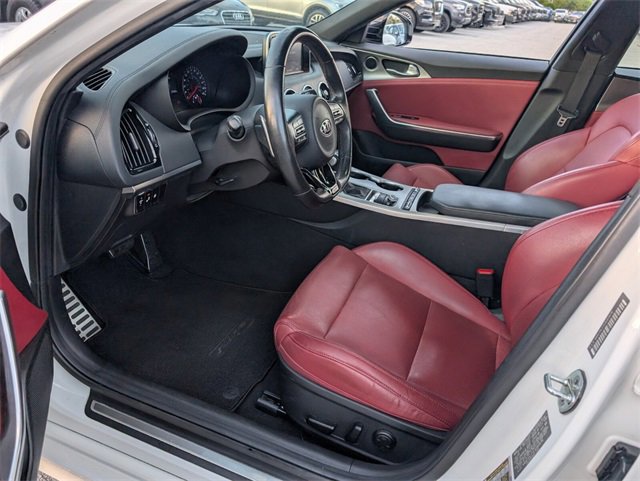 Used 2020 Kia Stinger GT image 11