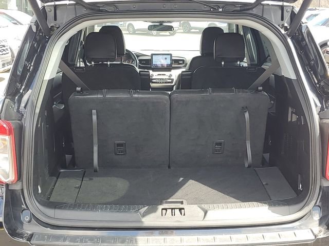 Certified 2023 Ford Explorer XLT w/ Equipment Group 202A image 8