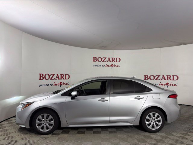 Used 2022 Toyota Corolla LE FWD image 8