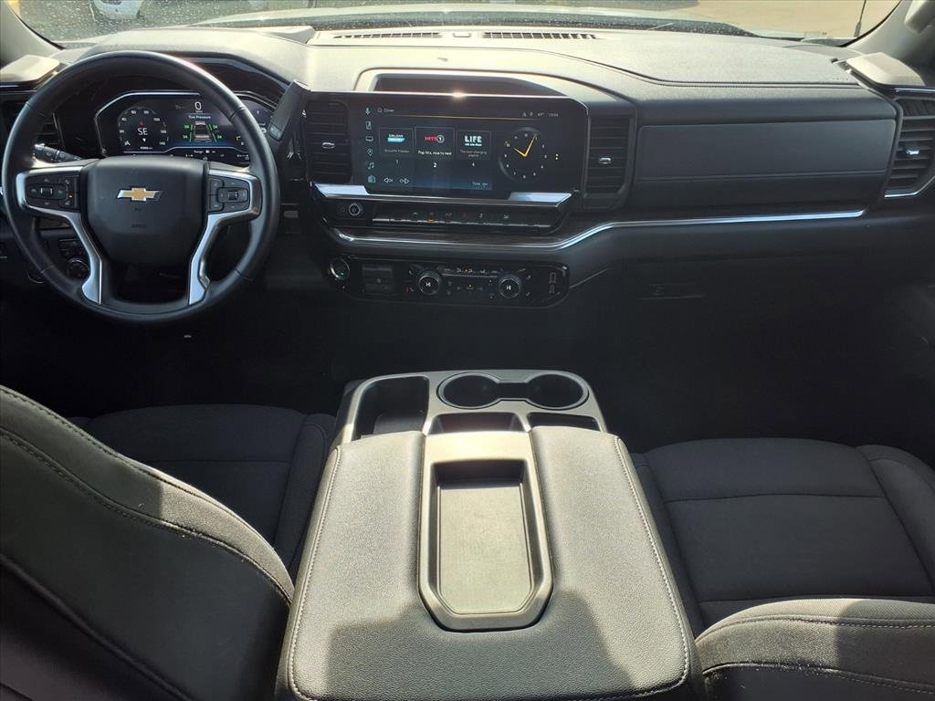 Used 2025 Chevrolet Silverado 1500 LT image 9