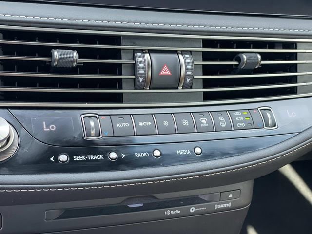 Used 2021 Lexus LS 500 w/ Accessory Package (Z2) image 15