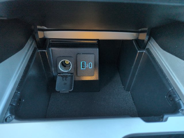 Certified 2023 Ford Explorer Limited w/ Limited Technology Package AWD/4WD image 41