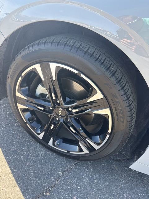 Used 2024 Kia K5 GT-Line w/ GT-Line Premium Package image 12