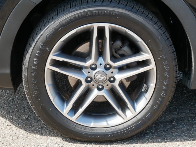Used 2019 Hyundai Santa Fe XL AWD/4WD image 10