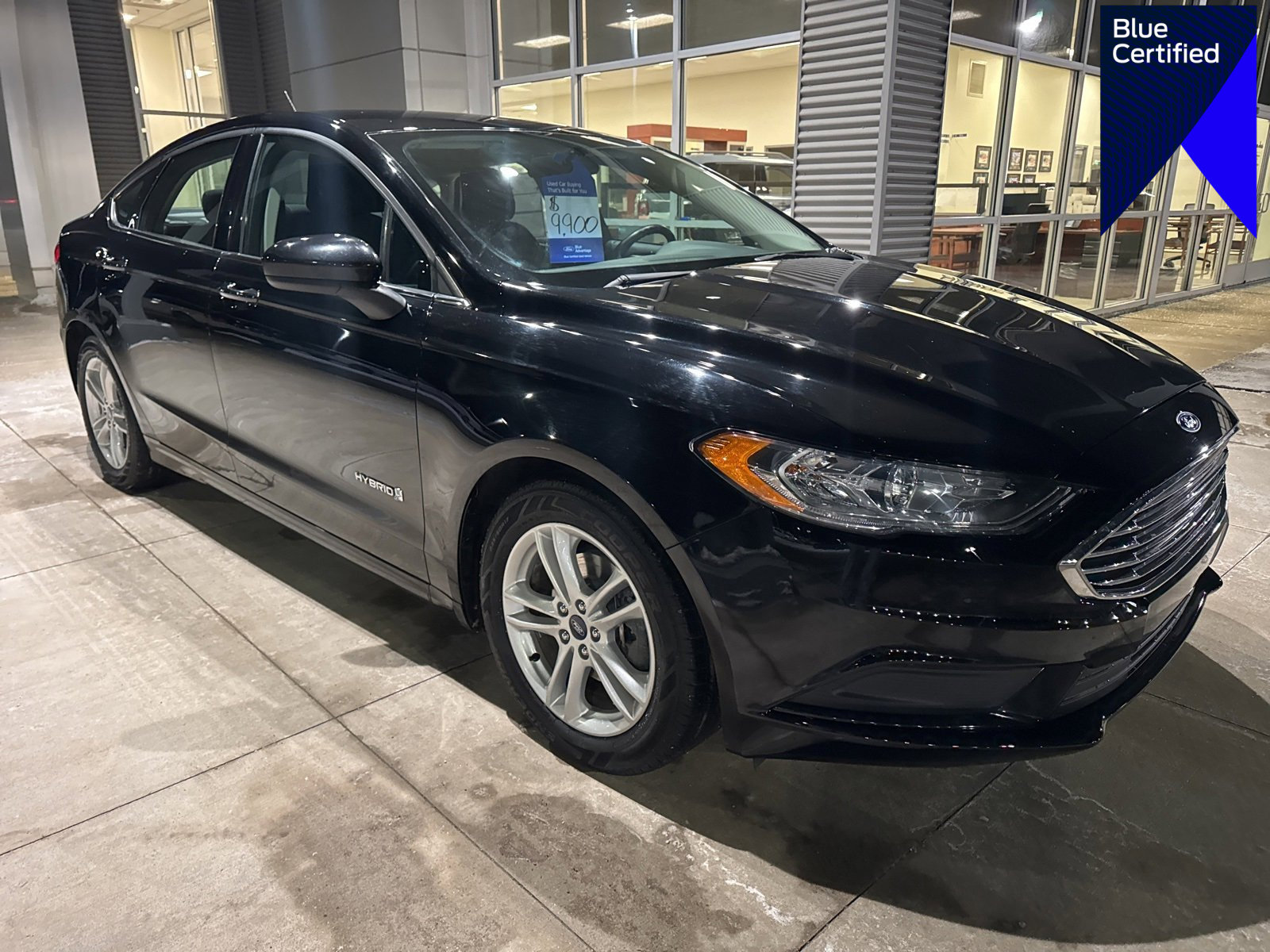 Certified 2018 Ford Fusion SE image 1