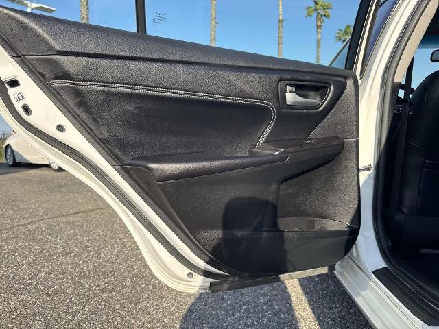 Used 2017 Toyota Camry XLE image 22